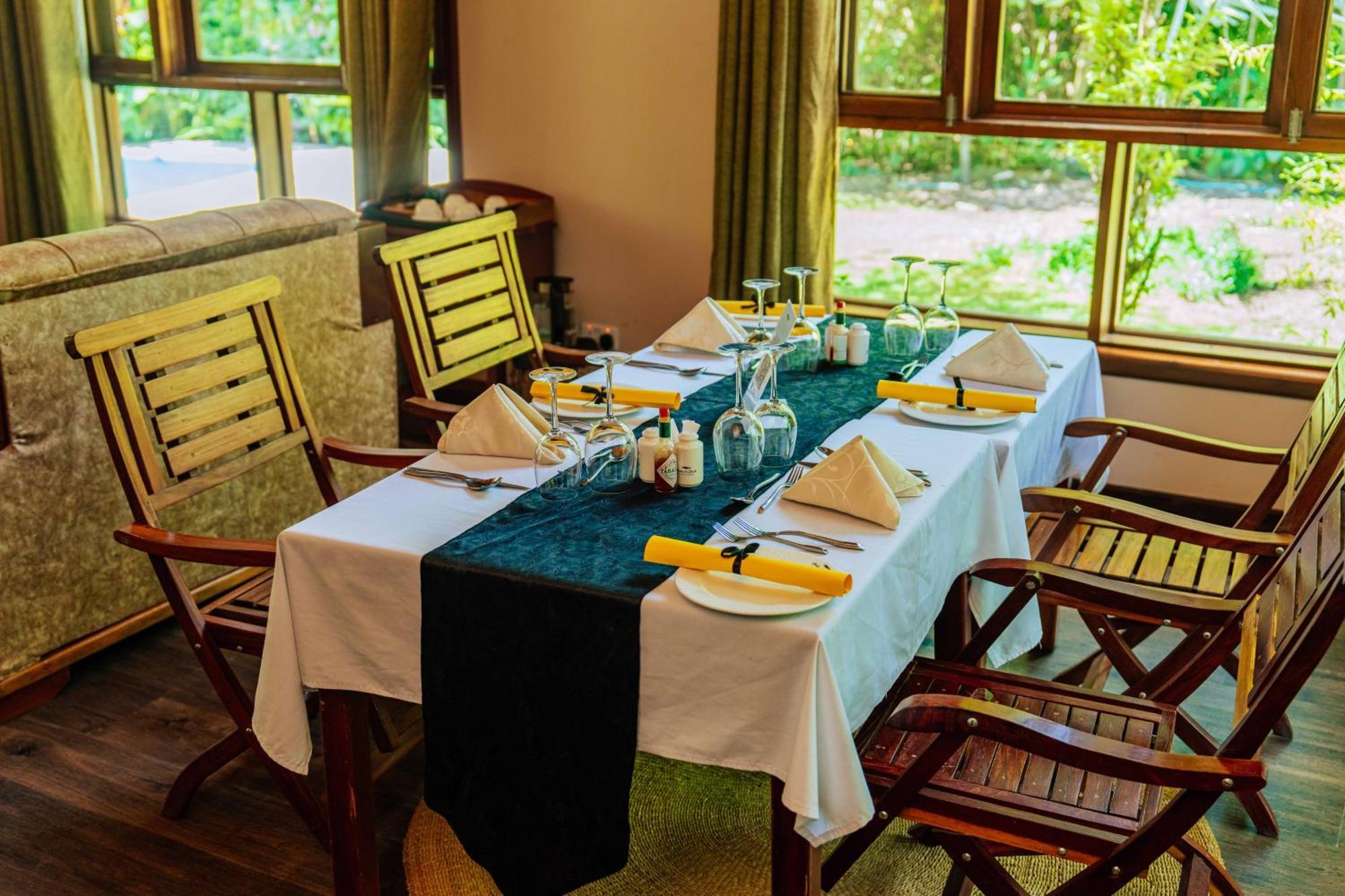 Under The Shade Safari Lodge Arusha Extérieur photo